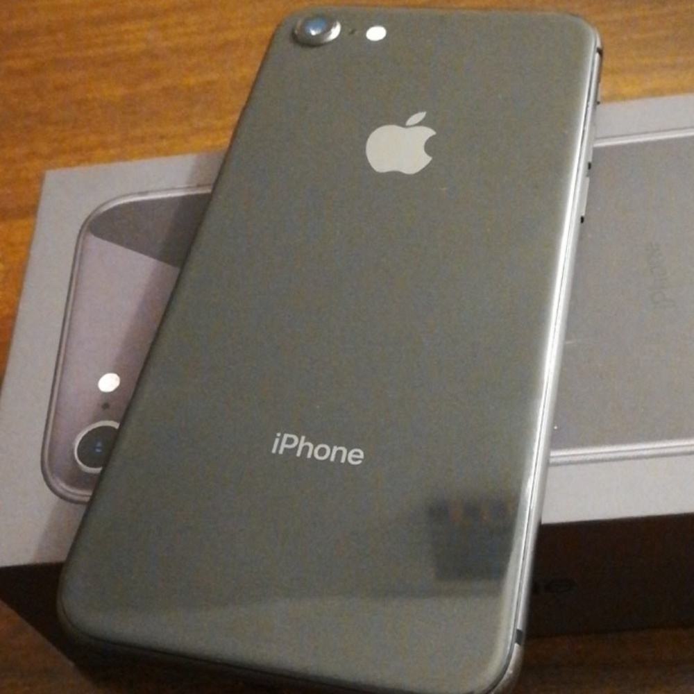 IPHONE 8 64GB UNLOCKED CARRIER
